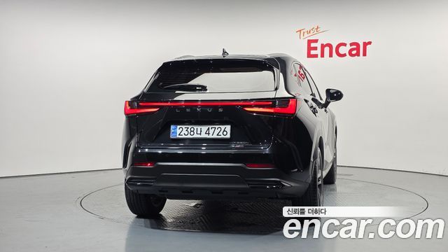 Lexus NX 350h 2-го поколения Premium - фото 3