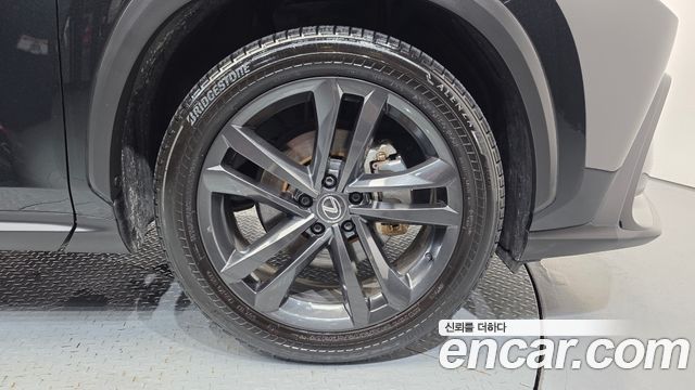 Lexus NX 350h 2-го поколения Premium - фото 4