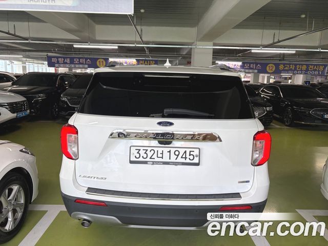Ford Explorer 6-го поколения 2.3 LimIted 4WD - фото 3