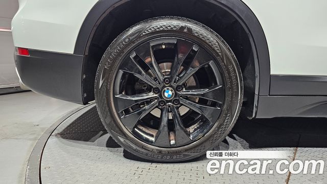 BMW X1 F48 xDrive 18d Advantage - фото 4