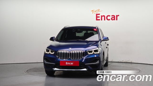 BMW X1 F48 xDrive 20i xLine - фото 2