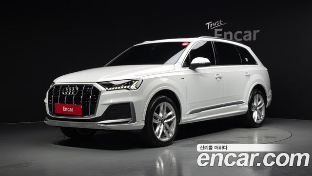 Audi Q7 45 TDI Quattro Premium - фото 0