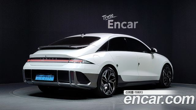 Hyundai Ioniq6 Long Range Prestige - фото 1