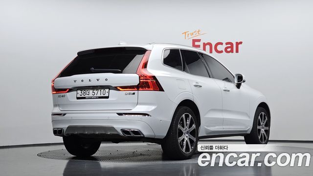 Volvo XC60 2-го поколения D5 Inscription - фото 1