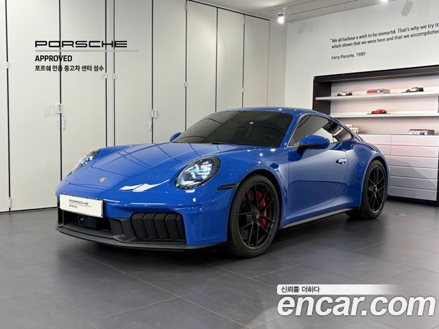 Porsche 911 Carrera GTS - фото 0