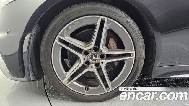 Mercedes-Benz CLS-Class C257 CLS300d AMG Line - фото 4