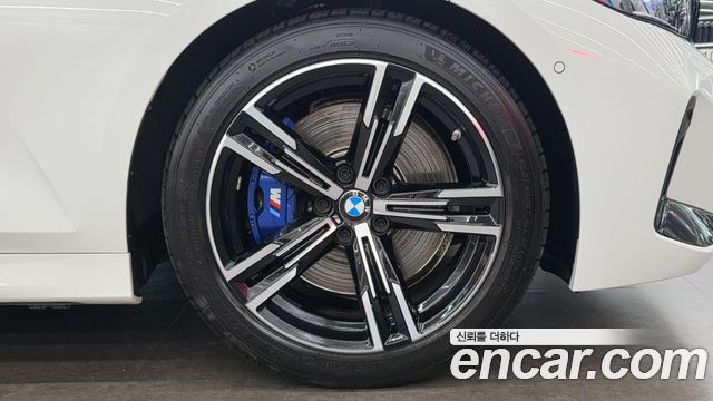 BMW 3 Series G20 320i M Sport - фото 4
