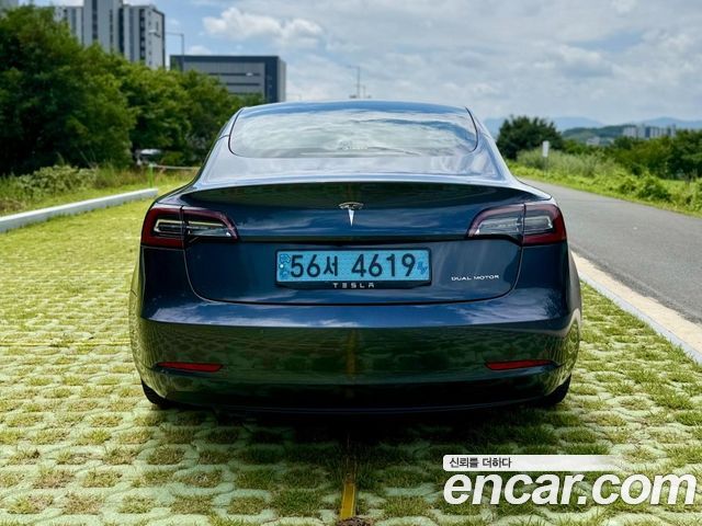 Tesla Model 3 Long Range AWD - фото 4