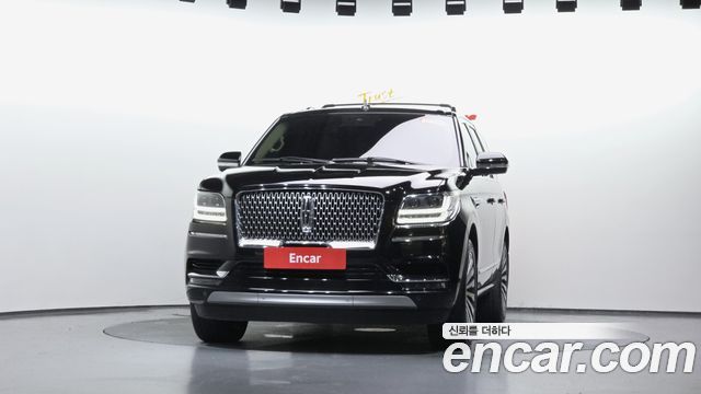 Lincoln Navigator 4-го поколения 3.5L - фото 1