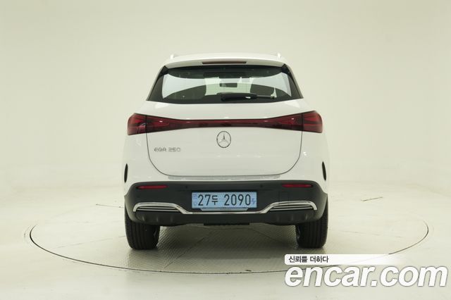 Mercedes-Benz EQA H243 EQA250 AMG Line - фото 3