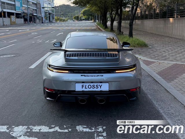Porsche 911 Carrera GTS - фото 3