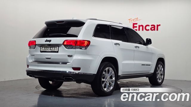 Jeep Cherokee 3.6 Summit WK2 - фото 1