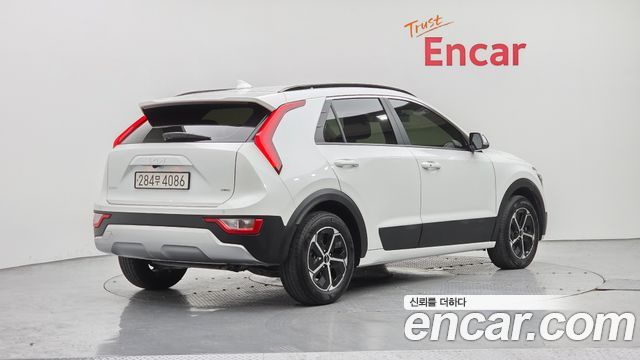 Kia Niro All New Prestige - фото 1