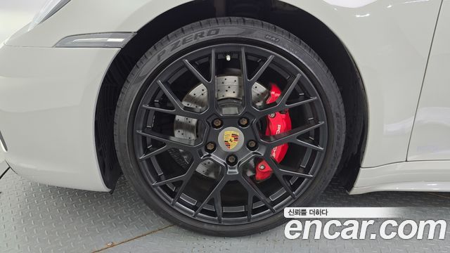 Porsche 911 Carrera 4S - фото 4