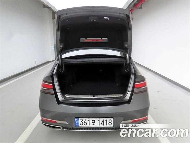 Genesis G90 RS4 Gasoline 3.5 Turbo e-S/C AWD - фото 3