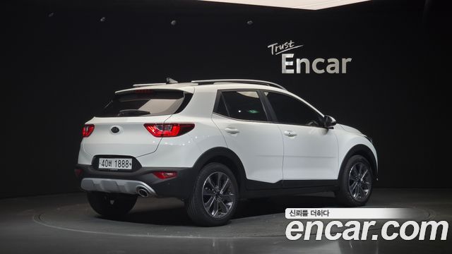 Kia Stonic 1.4 Prestige - фото 1