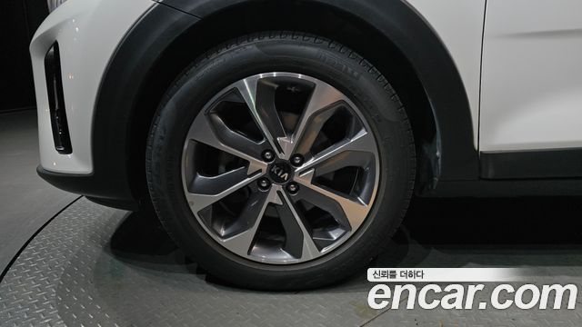 Kia Stonic 1.4 Prestige - фото 4