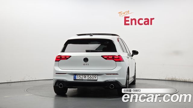 Volkswagen Golf 8-го поколения 2.0 GTI - фото 3