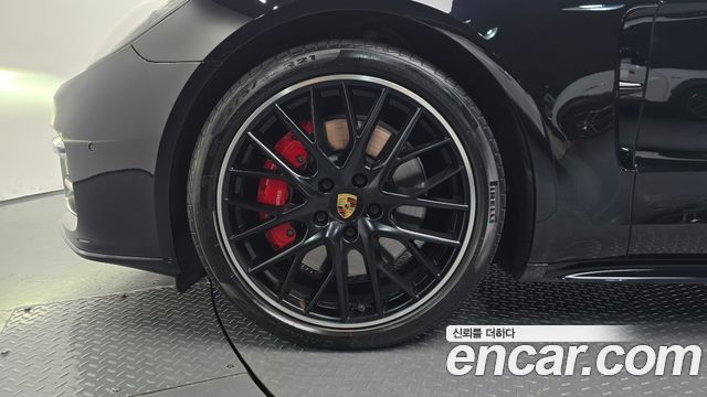 Porsche Panamera 4.0 GTS - фото 4