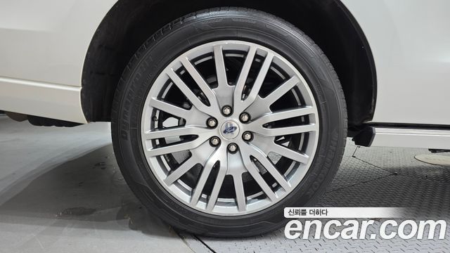 Ford Expedition Platinum 4WD 7Seater - фото 4