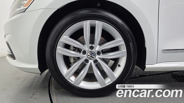 Volkswagen Passat New 2.0 TSI B7 - фото 4