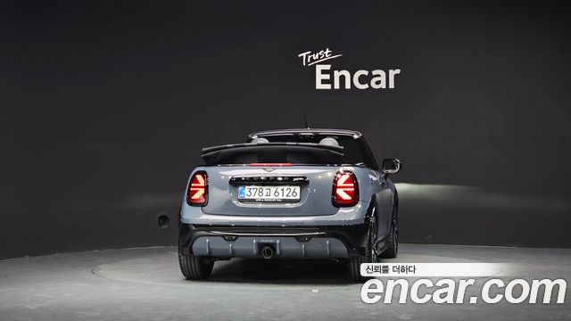 Mini Cooper Convertible S 4-го поколения JCW - фото 3