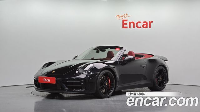 Porsche 911 Carrera GTS Cabriolet - фото 0