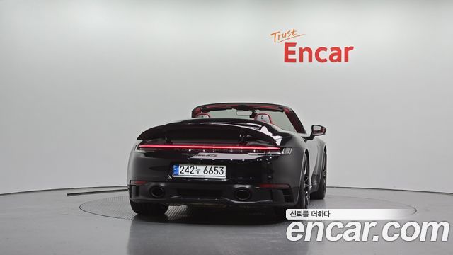 Porsche 911 Carrera GTS Cabriolet - фото 3
