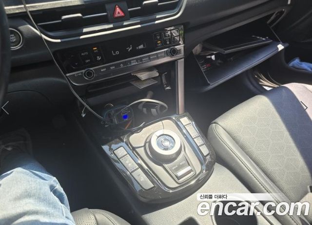 Kia Seltos New Gasoline 1.6 Turbo 4WD Signature - фото 4