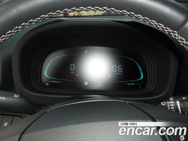 Hyundai Venue 1.6 Flux - фото 2