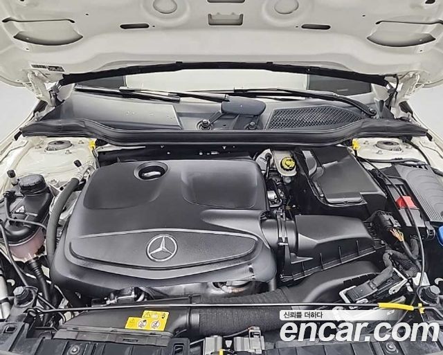 Mercedes-Benz GLA-Class X156 GLA220 - фото 4