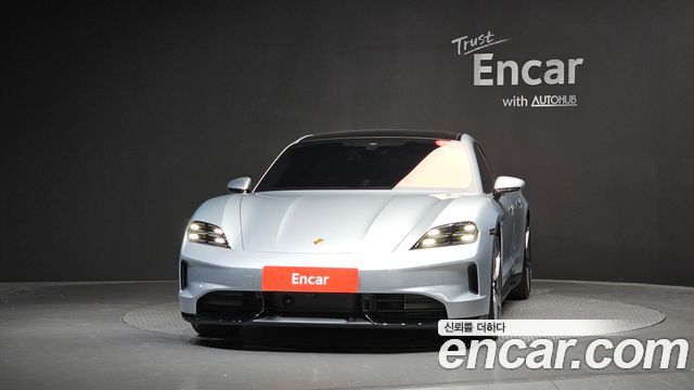 Porsche Taycan GTS - фото 1