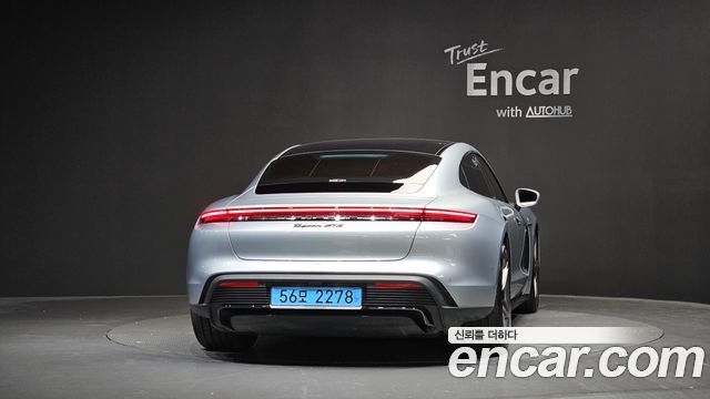 Porsche Taycan GTS - фото 2