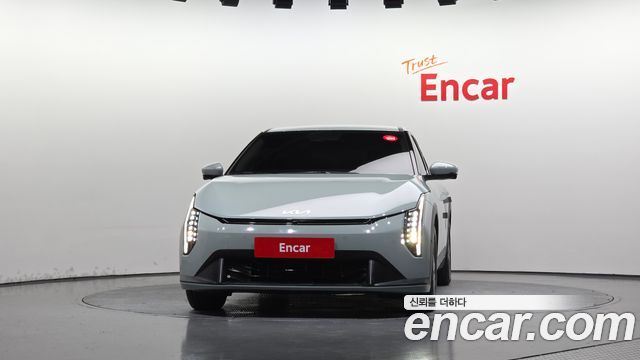 Kia EV4 Long Range 2WD Earth - фото 2