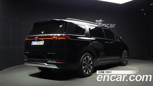 Kia Carnival 4-го поколения Gasoline 7-Seater Signature - фото 0