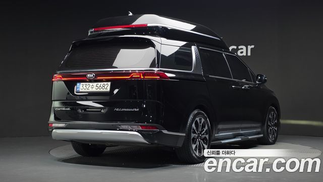 Kia Carnival 4-го поколения Gasoline 7-Seater Hi-Limousine Signature - фото 1