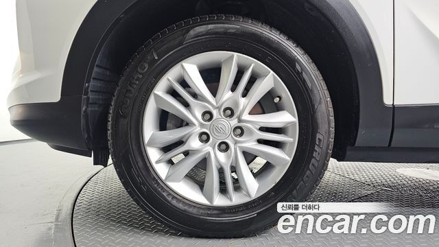 SsangYong Korando Gasoline 1.5 2WD C3 Plus - фото 4