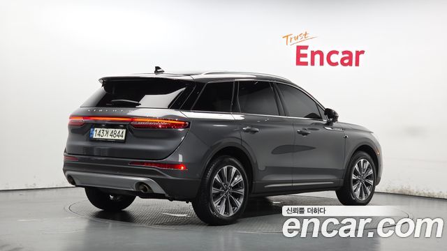 Lincoln Corsair 2.0 Reserve AWD - фото 1