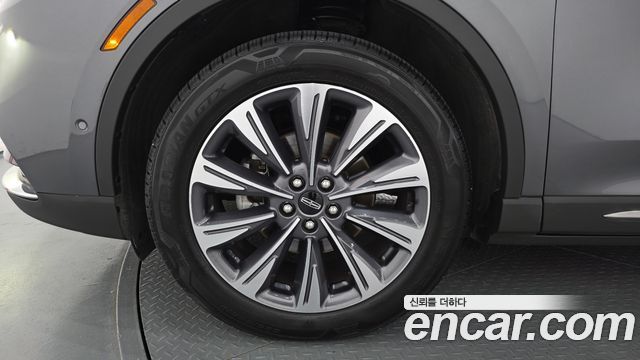 Lincoln Corsair 2.0 Reserve AWD - фото 4