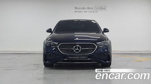 Mercedes-Benz E-Class W214 E300 4MATIC AMG Line - фото 2