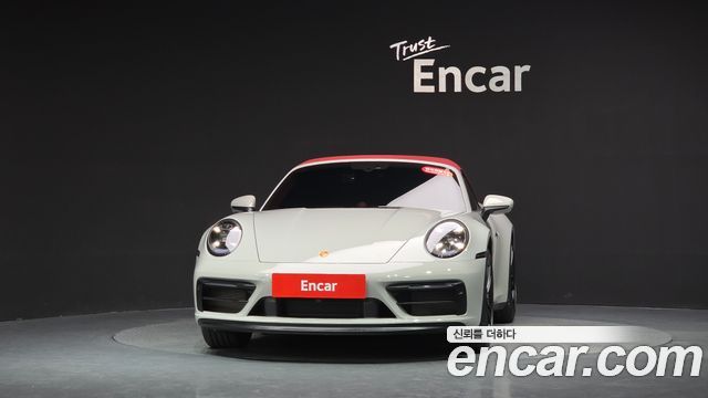 Porsche 911 Carrera 4 GTS Cabriolet - фото 2