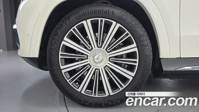 Mercedes-Benz GLS-Class X167 Maybach GLS600 4MATIC - фото 4