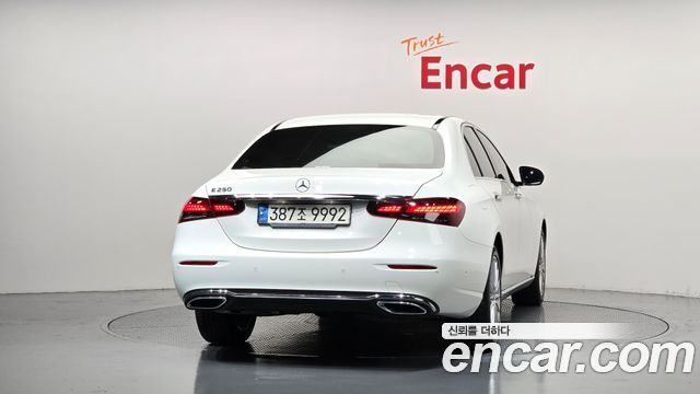 Mercedes-Benz E-Class W213 E250 Exclusive - фото 3