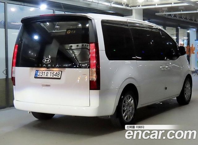 Hyundai Staria 4WD Tourer 9-Seater Modern - фото 4