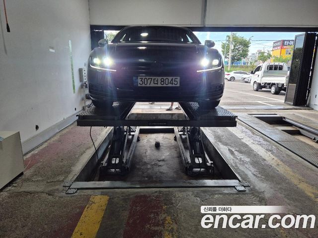 Volkswagen Arteon 2.0 TDI Premium - фото 0
