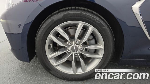 Genesis G70 2.2D Supreme - фото 4