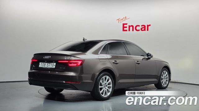 Audi A4 B9 30 TDI - фото 1