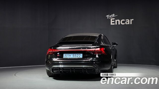 Audi RS e-Tron GT GT RS - фото 3