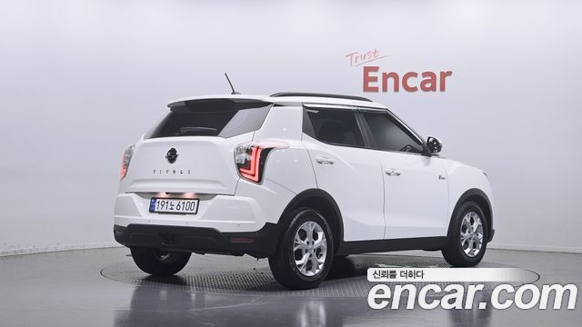 SsangYong Tivoli Gasoline 1.5 2WD V3 - фото 1