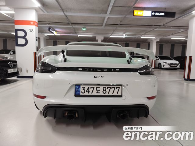 Porsche 718 Cayman 4.0 GT4 - фото 3